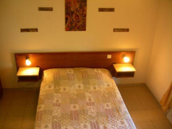 Hotel De La Madeleine Anduze Habitación foto